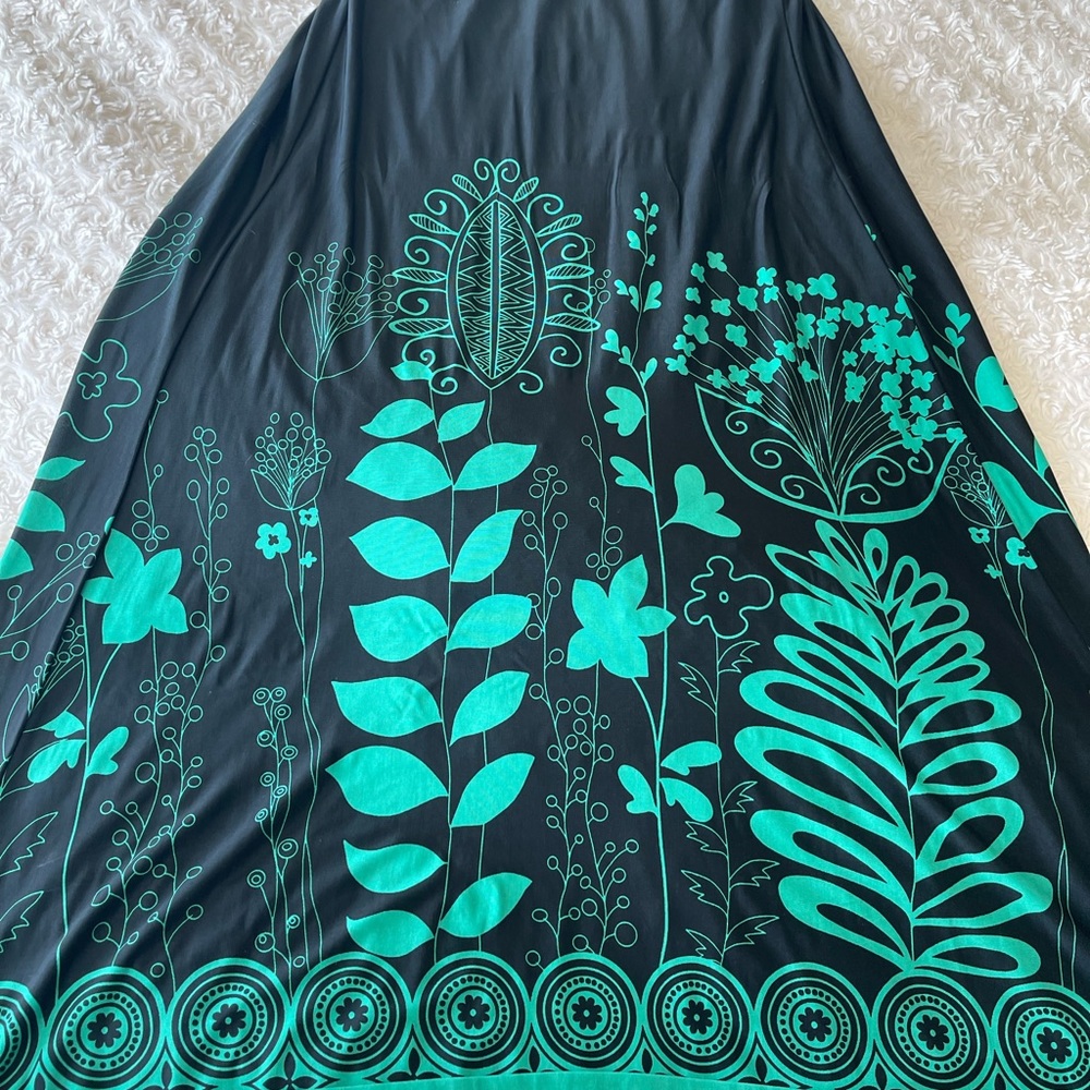 Halter Dress size small - Picture 4 of 8